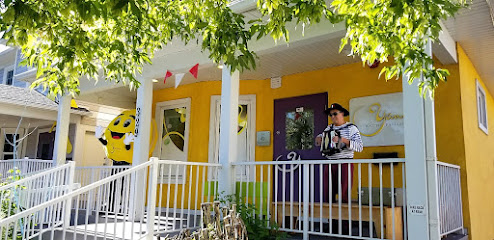 Yann Haute Patisserie, Calgary