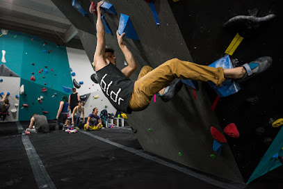Bolder Climbing Community, Calgary
